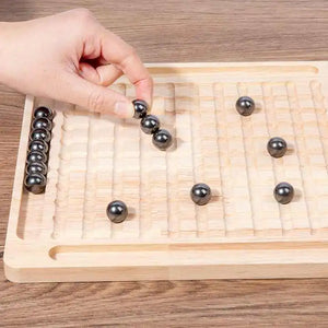 🔹 "تحدي المغناطيس – The Magnetic Battle" 🔹