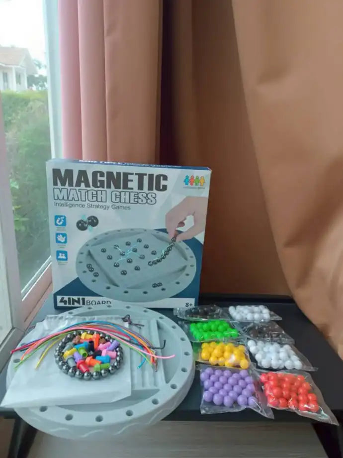 🧠 لعبة الذكاء 4×1 – Board Game 