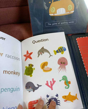 📘✨ Spelling Game – كتاب تكوين الكلمات الذكي